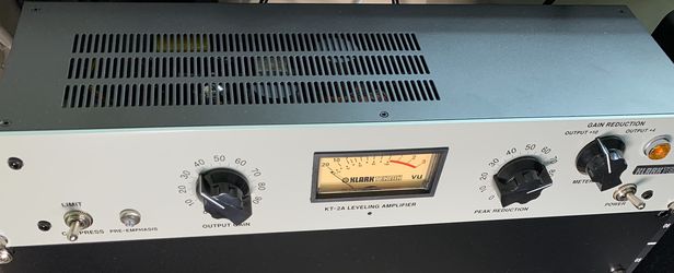 Klark Teknik KT2A Optical Compressor Leveling Amplifier KT-2A. for