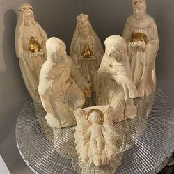 Ceramic 6 Piece Nativity Set (tallest  Figurine 11”) 