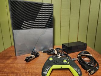 Xbox One Console 1TB Halo Limited Edition