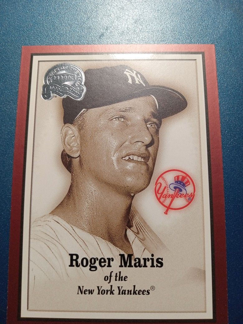 2000 New York Yankees Roger Maris Baseball Card SEE DESCRIPTION AND PHOTOS