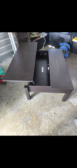 Pull out coffee table