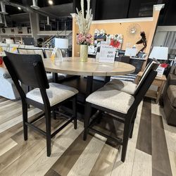 7 Pc Dining Table Set 