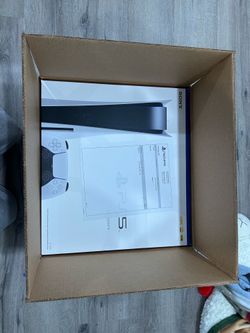 🎮 Sony PlayStation 5 Disc Edition Console (2020) – Brand New & Factory Sealed 📦