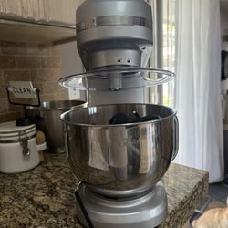 Standing Mixer