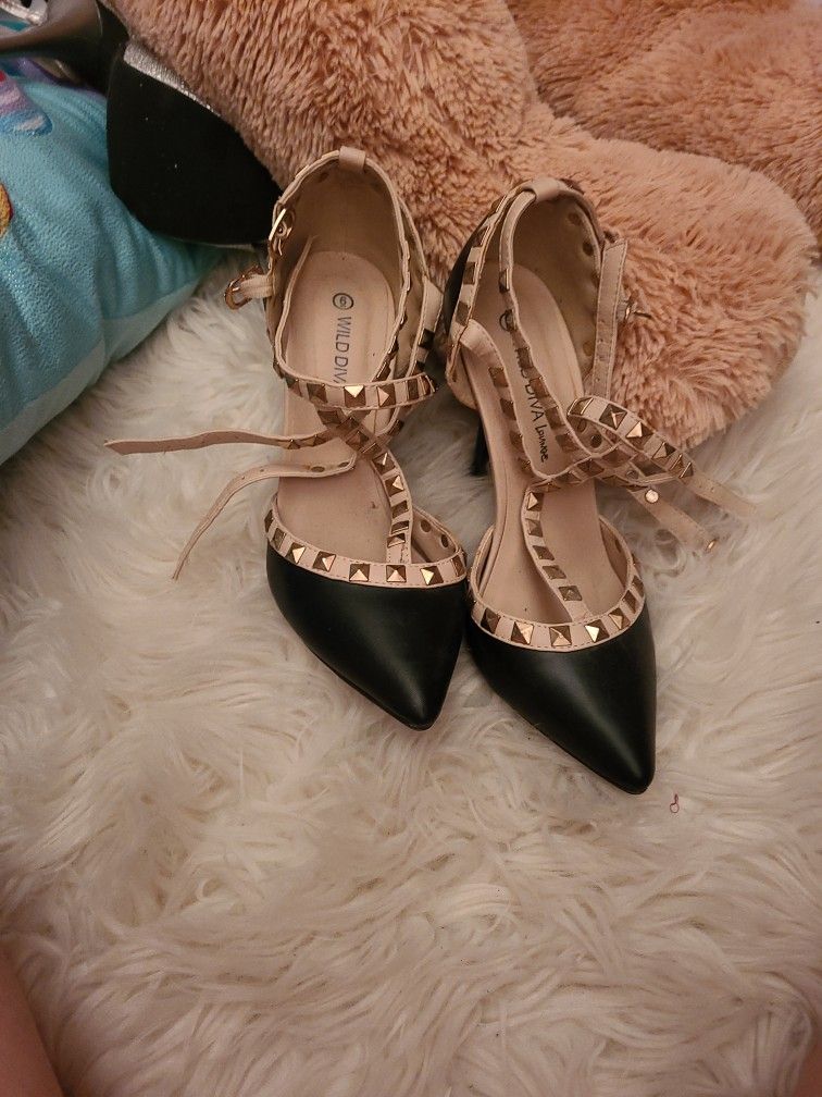Heels . Size 6