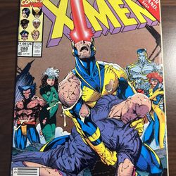 Marvel DC Comics / Comic Books