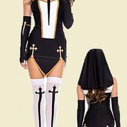 Nunn Coustume Size X-small New I Added Free Nails New All New 