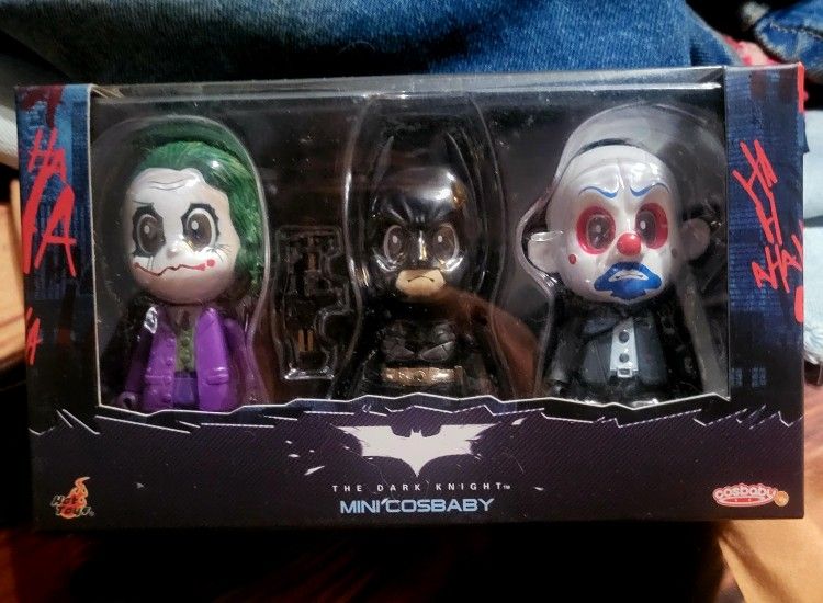 The Dark Knight Mini Cosplay