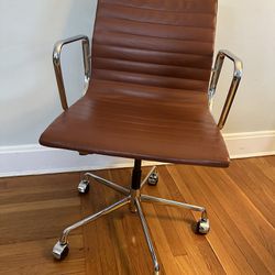 Leather desk chair 