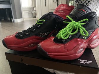 Reebok Shoe