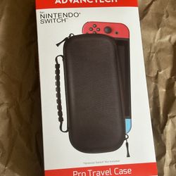 Nintendo Switch Carrying Case And Cartridge Game Case (NEW)