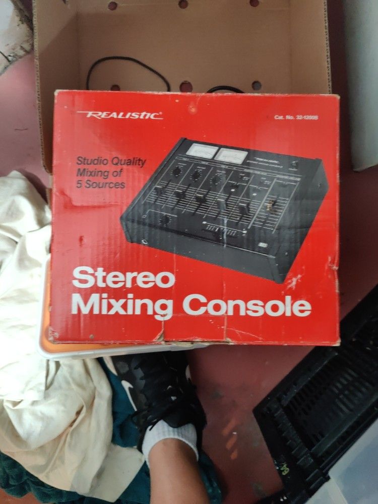 Stereo 5 Track Mixing Console