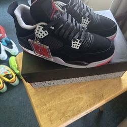 Jordan Retro 4