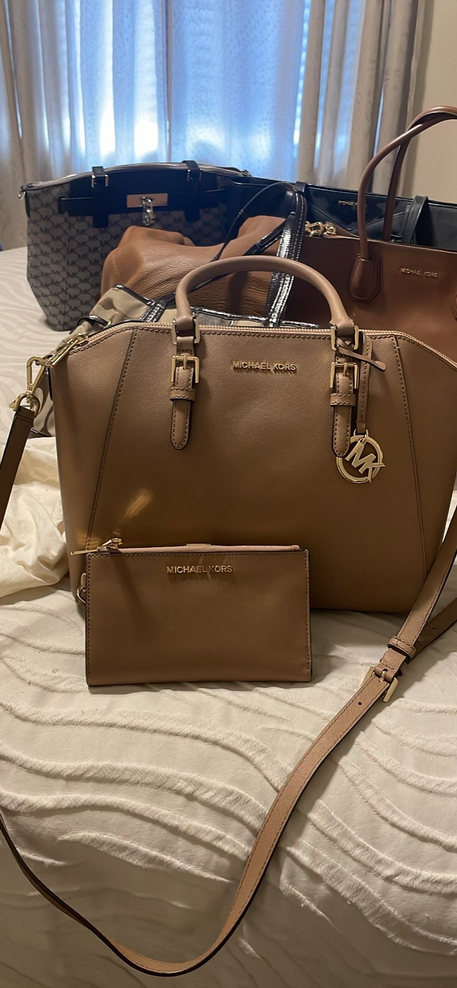 MK With Wallet Authentic Darker tan With Gold 