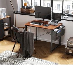 Nice Office Desk (47 Inc)