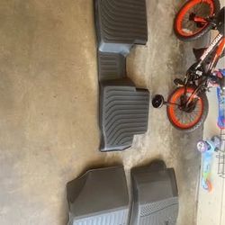 Chevy Cruize Floor Mats