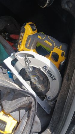 Dewalt Circular Saw