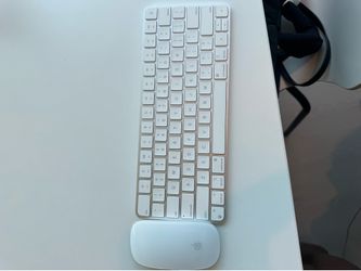Apple Magic Keyboard + Magic Mouse Set (USB-C, White)