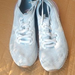 Nike Epic React Flyknit 2 BQ8927-101 Sneakers Shoes Women's Size 8.5 