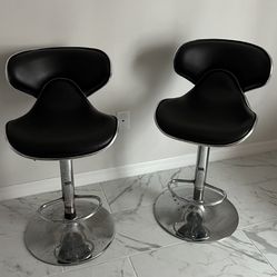 Bar Stools Set