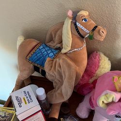 Plush Figures (9) + 2 Free Extra Toys 