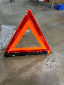 Collapsible Safety Triangle