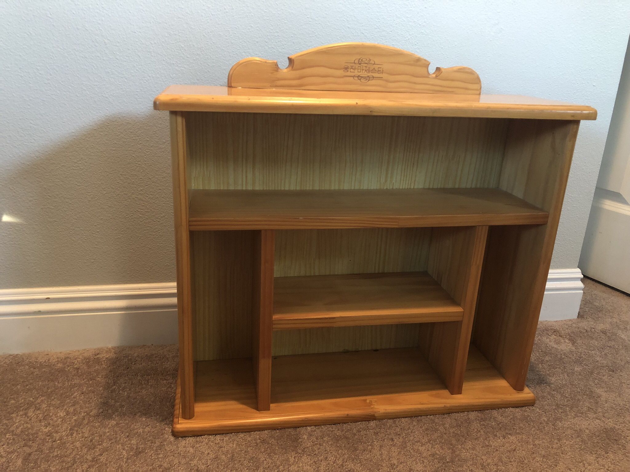 Beautiful small oak wooden Shelf wood asian curio cabinet