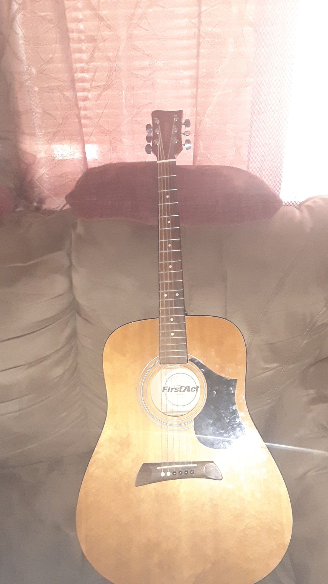 6 string Acoustic Guitar