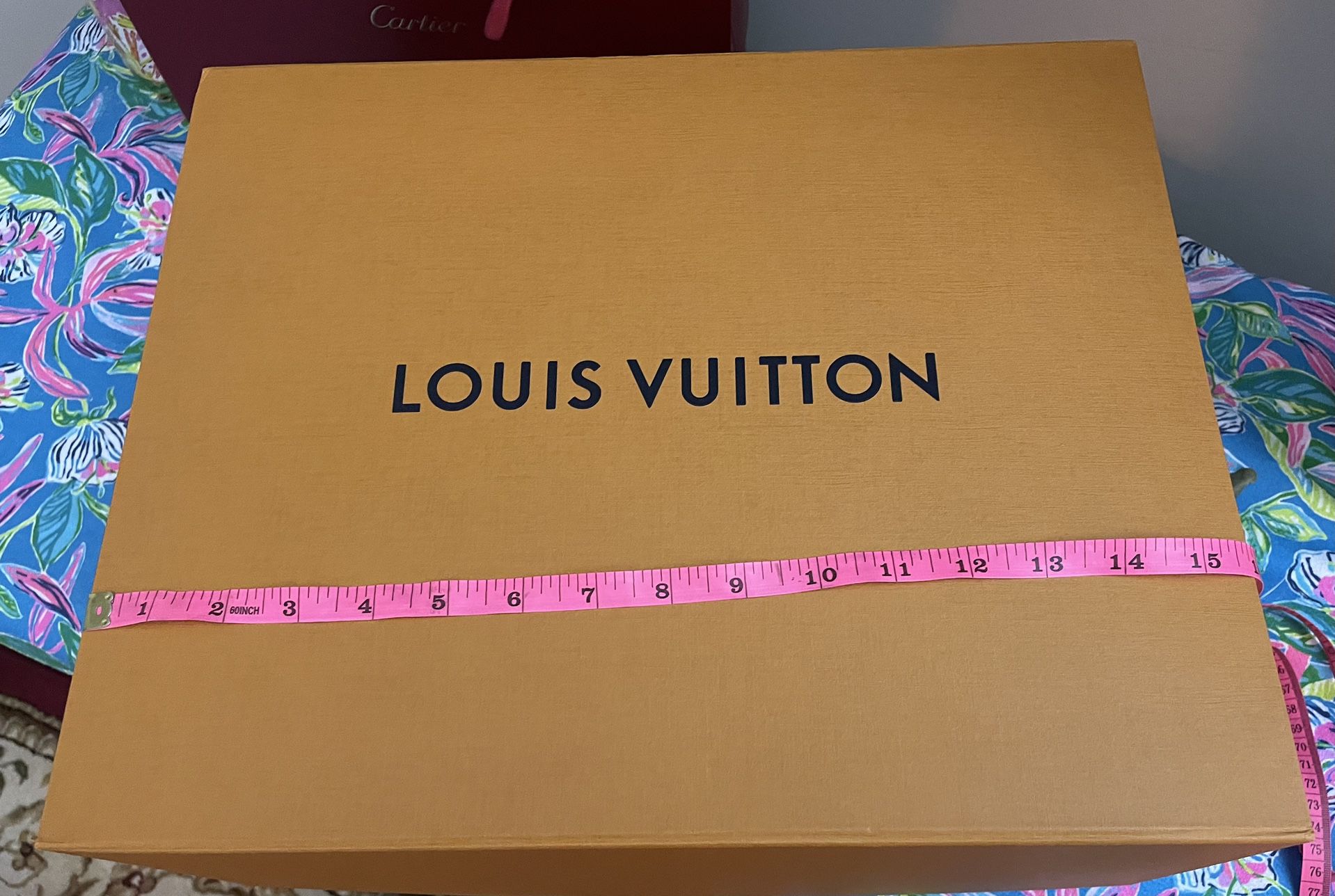 Louis Vuitton XL Magnetic storage box for Sale in Laud Lakes, FL - OfferUp