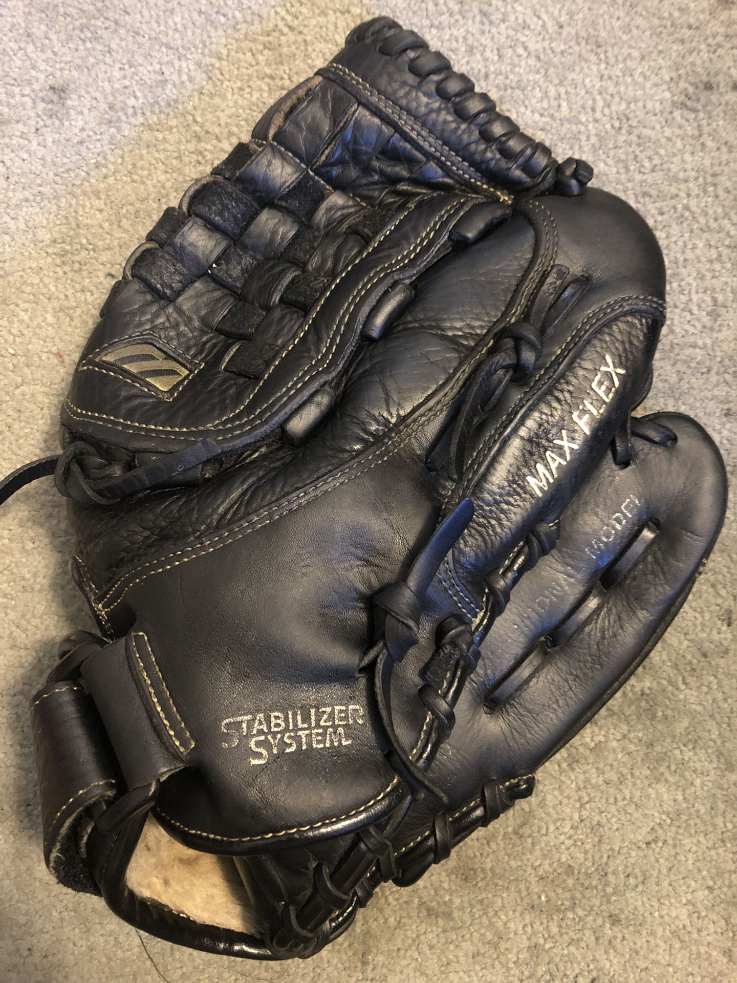 Mizuno Franchise Softball Glove