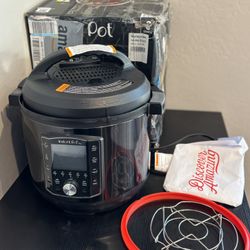 Instant Pot Pro (8 QT) 10-in-1 Pressure Cooker, Slow Cooker, Rice Cooker, Dented  Very lightly used! Has dent! Only comes with what is pictured!  This