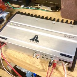 Jl Audio 300/2 Amplifier 