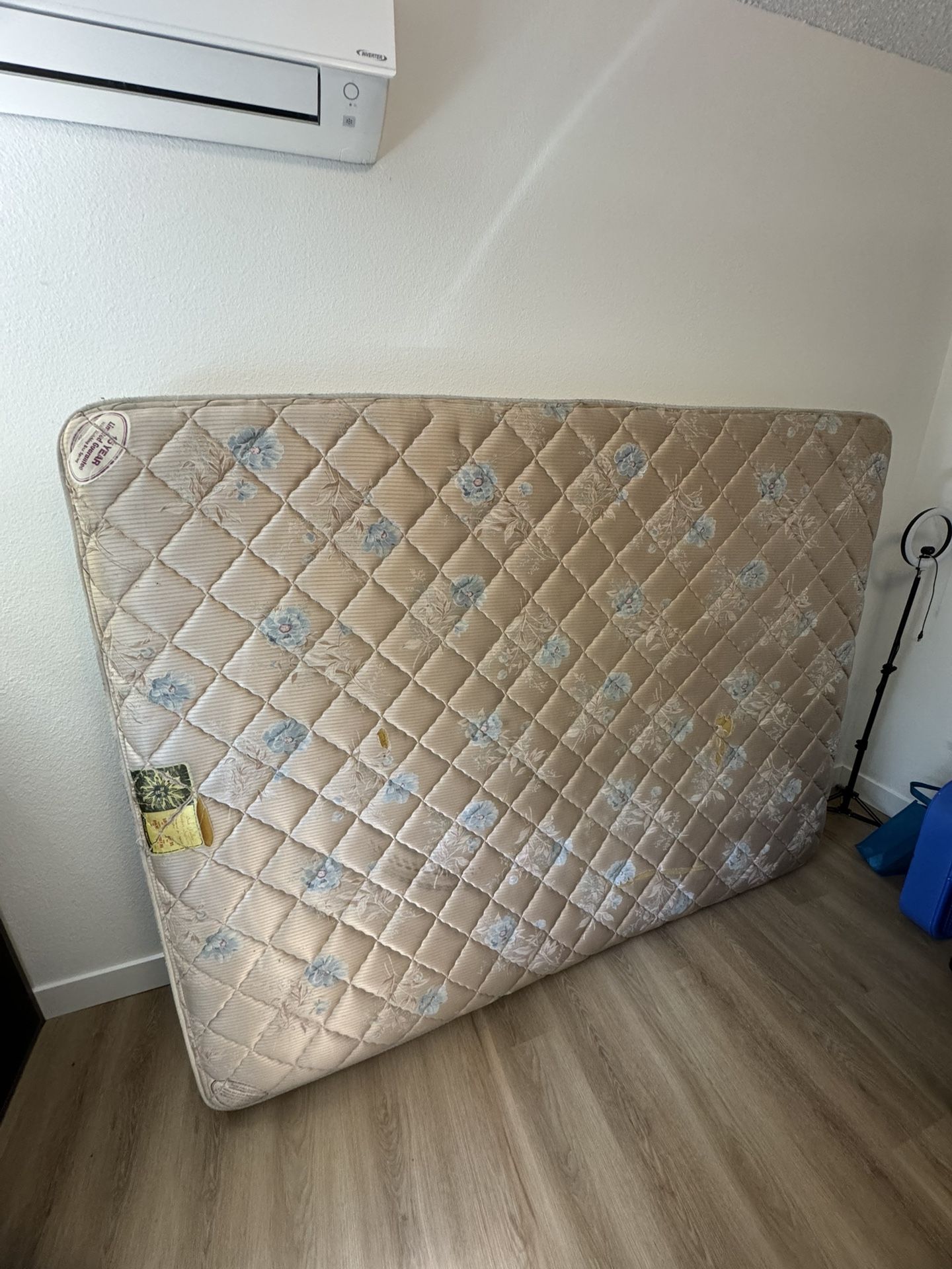 Queen Size Mattress