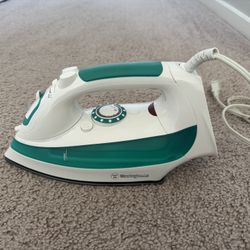 Steam Iron With 7.4 Ounce Water Tank