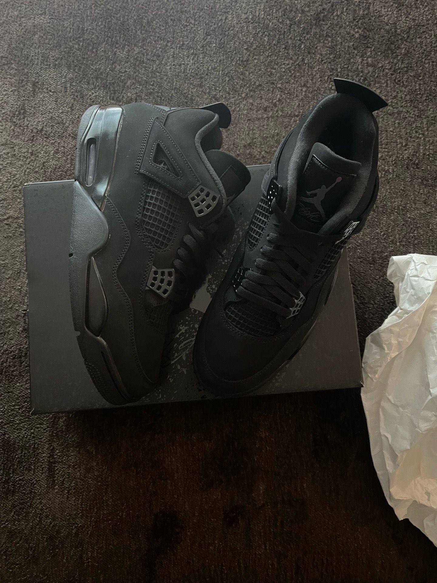 AIR JORDAN BLACK CAT DS SIZE 10.5 PRICE IS FIRM