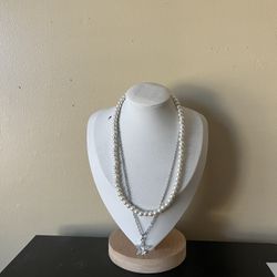 NECKLACE DISPLAY STAND HOLDER • LIKE NEW