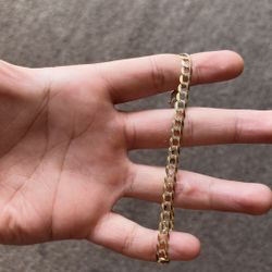 14k Curb Bracelet