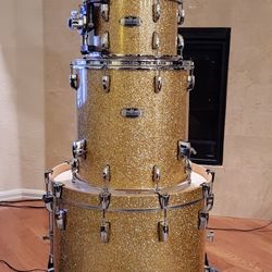 Pearl Masters Maple Complete Shell Pack With Hardware 