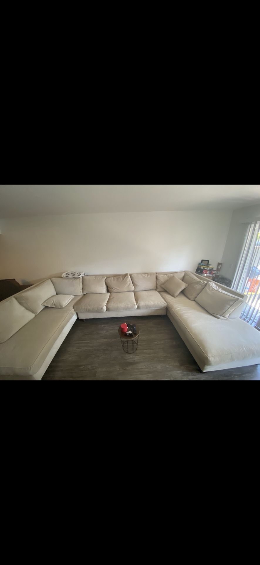Sectional Couch 