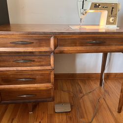 1963 Singer Deluxe Touch And Sew -Works Great