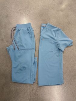 Fabletics Scrubs Set Men's Size M