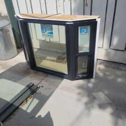 Bay Window 3'2" x4-5" New Never Installed 