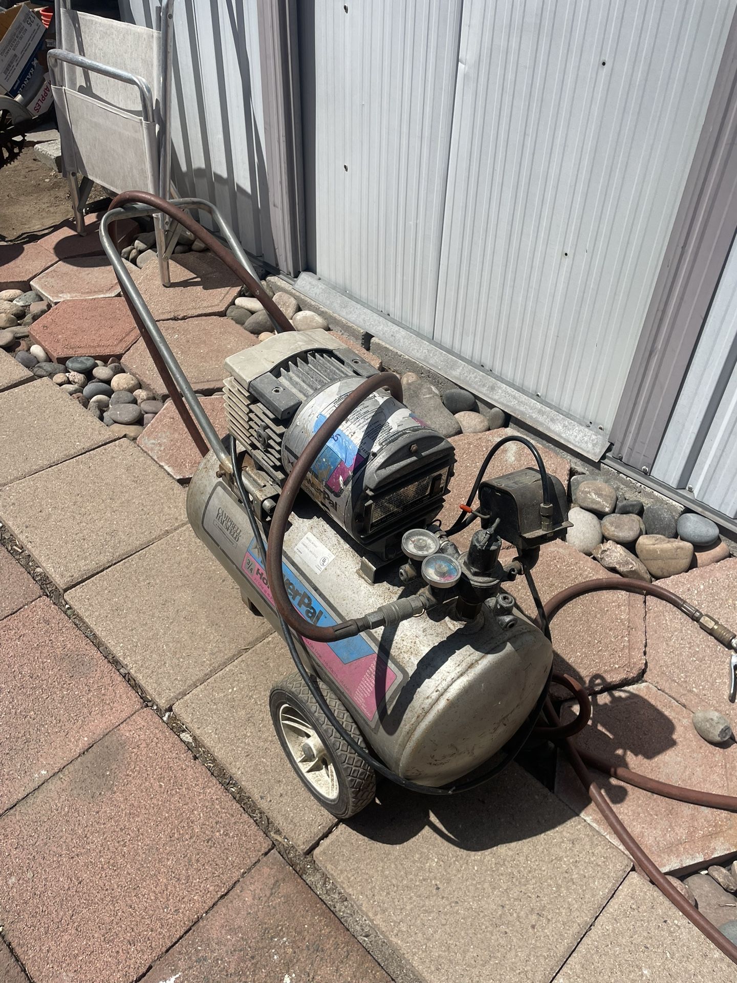 Air Compressor  Easy To Move With Handle And Large Tires 