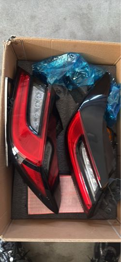 GR 86 2025 tail lights