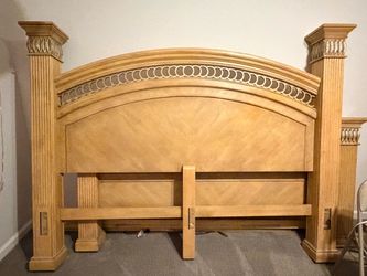 American Signature Furniture Set