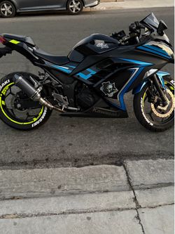 2014 🥷🏽  300cc kawazaki new tires