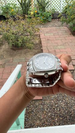 Bulova phantom