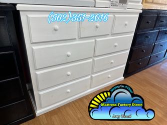 Nine drawer white pinewood chest cajonera Comoda nueva