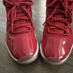 Air Jordan 11 Retro Low “Win Like ’96” (Gym Red) – Size 10 – Pre-Owned, No Box