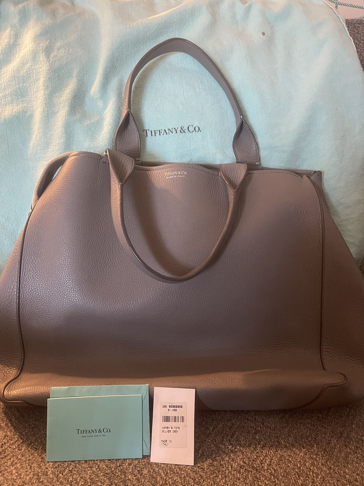 Tiffany & Co. Leather tote Bag